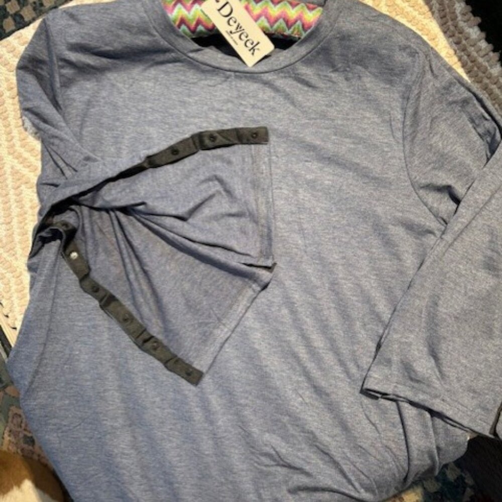 Post Shoulder Surgery Tear Away Top with 3/4" Sleeves (NWT) - Picture 9 of 15